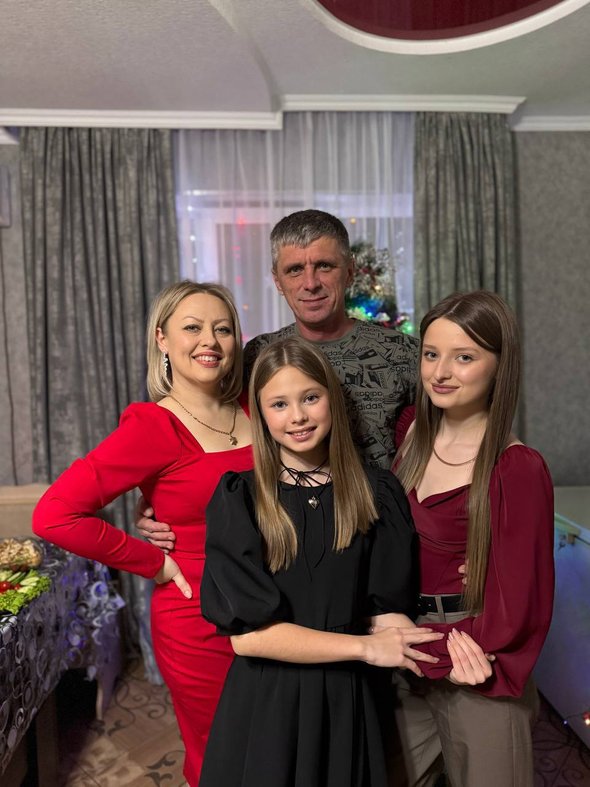 13-летняя девочка-блогер Соня. Художница