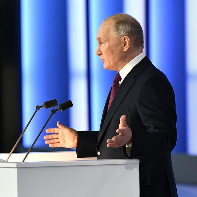 Маткапитал, двойной МРОТ и новый налоговый вычет: что сказал Путин о поддержке семей, школах и вузах