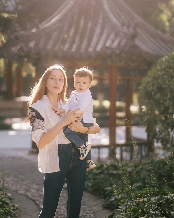 «Тут ребенок до трех лет — бог». Правила воспитания мамы, которая 7 лет живет в Китае