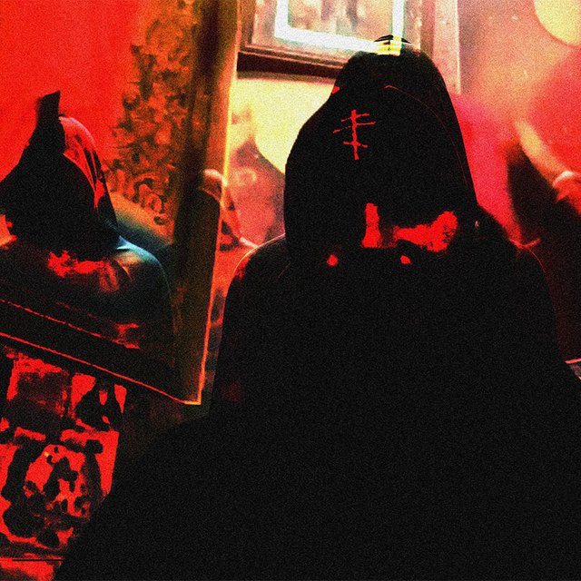 Откажитесь от учебы, документов и общения с семьей: история пропавших сестер из Питера, которых нашли в секте