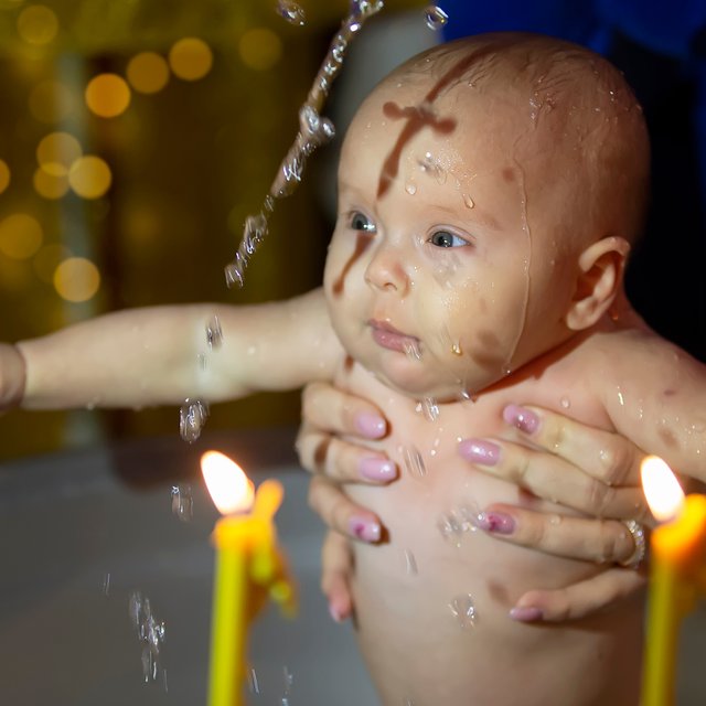 Должны ли дети поститься, зачем их крестить и нужны ли уроки православия в школе: 3 родительских вопроса священнику