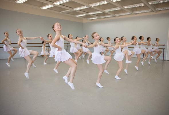 Занятия в Ансамбле им. Локтева. 2019–2022 гг. Фото: Станислав Кравченко, Московский дворец пионеров.