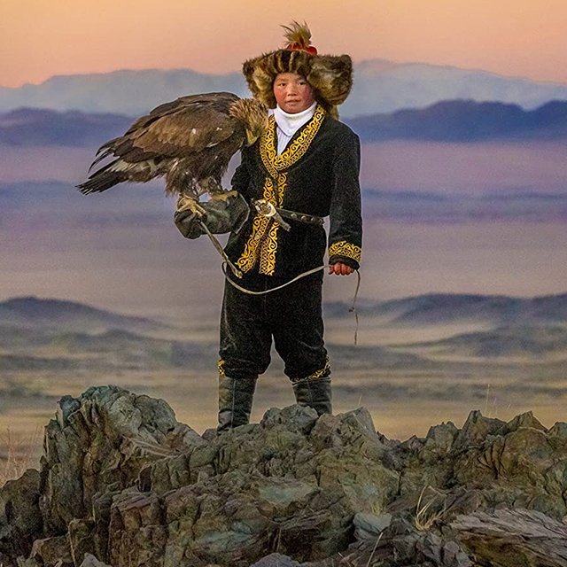 10 документальных фильмов о животных — и о людях, которые их окружают