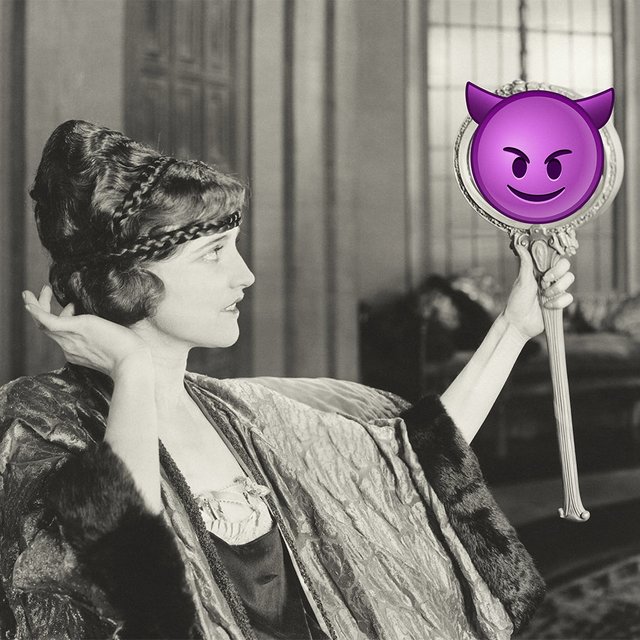 «Представлять собой» или «представлять из себя»: как говорить правильно