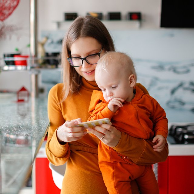 26 телеграм-каналов для родителей дошкольников: скидки, бесплатные библиотеки, рецепты и поделки