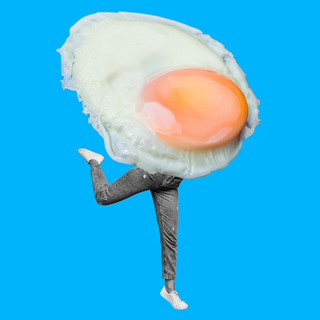 Стоит ли учить девочек готовить? Писательница Маша Трауб — о жизни с подростками