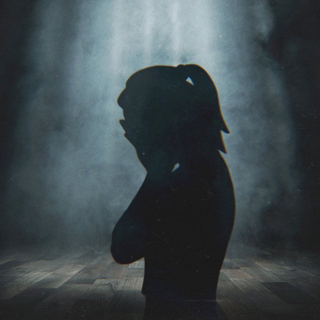 «Почему я выжила, а она нет?» Три дня в заложниках на «Норд-Осте» глазами школьницы