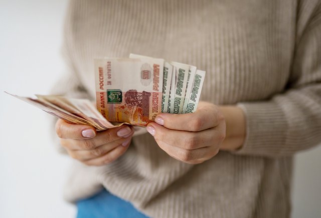 Три, пять и десять тысяч рублей. Какие выплаты могут получить семьи с детьми во время коронавируса