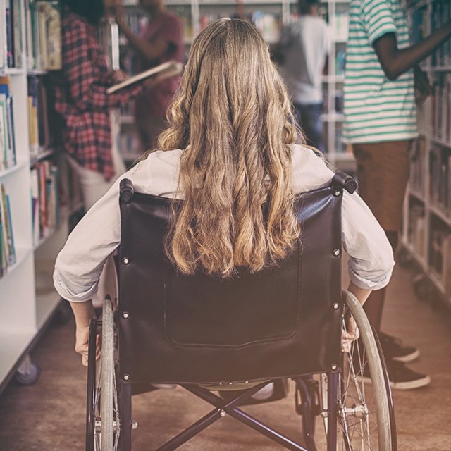 «Не существует плохих родителей, которые не принимают особых детей»: как говорить с теми, кто против инклюзии