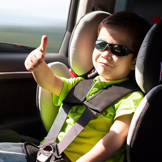 С какого возраста детям можно ездить в такси без сопровождения