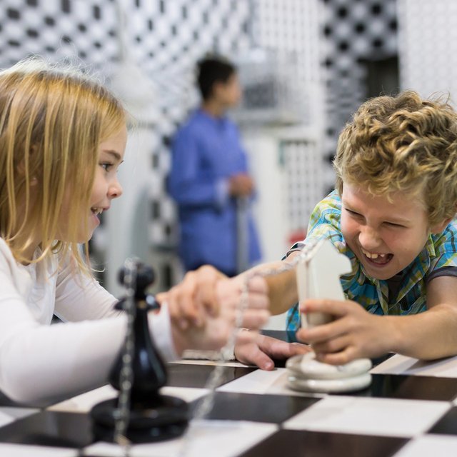 Школьник сильно психует из-за любого проигрыша или неудачи: что делать