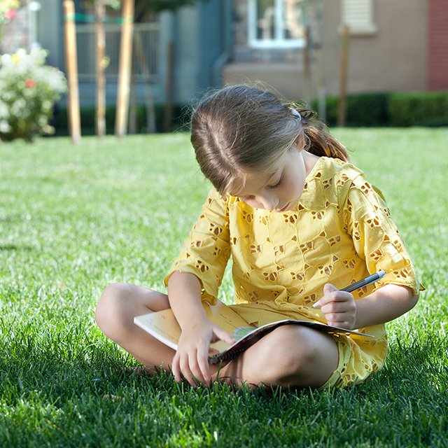 Нужно ли заставлять ребёнка летом делать уроки?