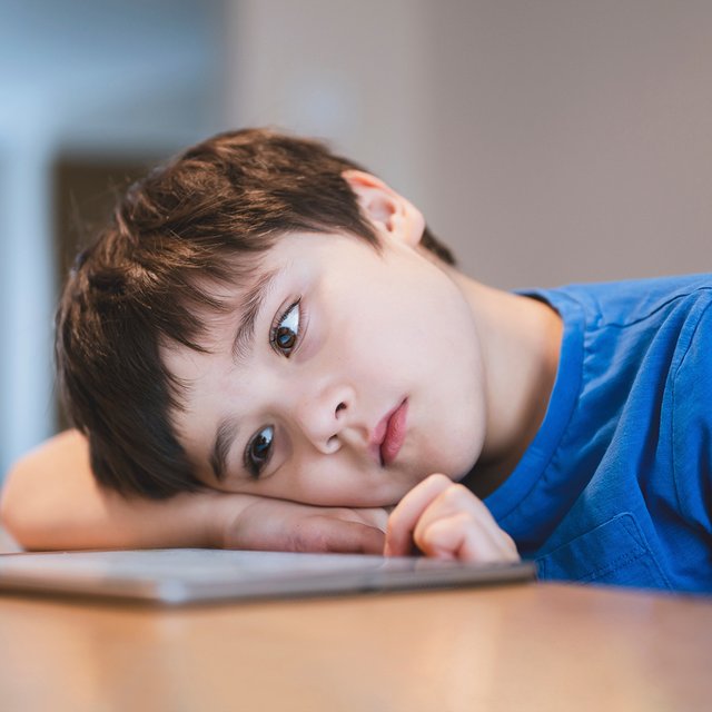 Ребёнок не хочет учиться после каникул: как помочь ему перестроиться