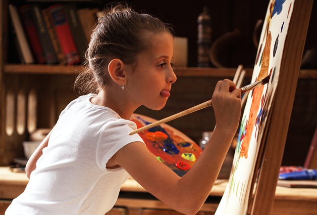 Зачем здороваться с учениками на японском и можно ли научиться рисовать на изо