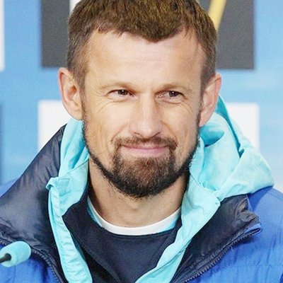 Девочка из детдома,
которую удочерил
Сергей Семак