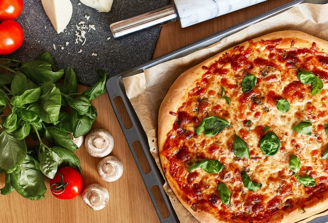 Рецепты пиццы в домашних условиях: без муки, на сковороде, с дрожжами и без