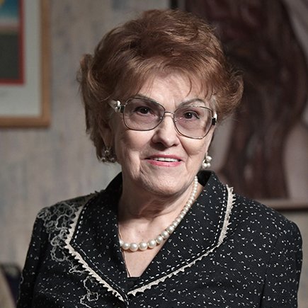 Устный ЕГЭ, курс семьеведения и словарь для чиновников: как Людмила Вербицкая изменила российское образование