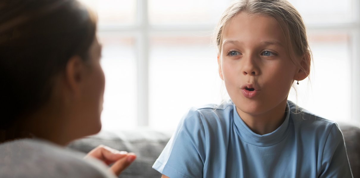 Без «краников» и «персиков»: как говорить о женском здоровье с дочерью