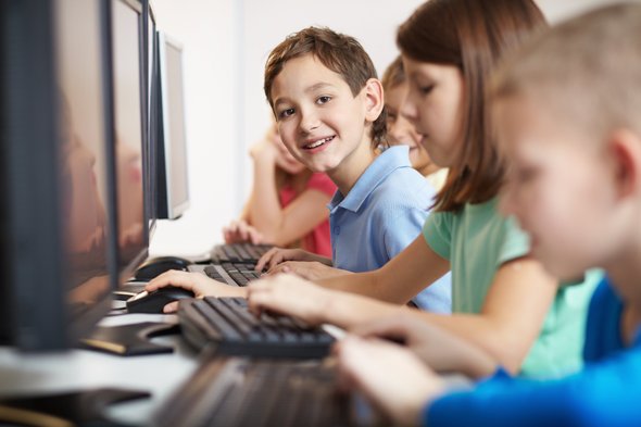 Польза компьютера в учебе детей