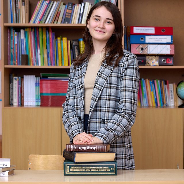 300 баллов за ЕГЭ — как заработать часть из них заранее. Опыт выпускницы из Подмосковья