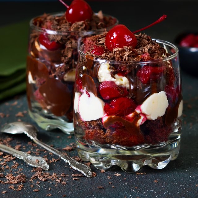 Рождественский трайфл — десерт-конструктор, с которым справятся даже дети