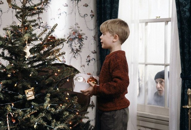 «Бедная Саша» или «Один дома». Тест, который выберет вам идеальный новогодний фильм