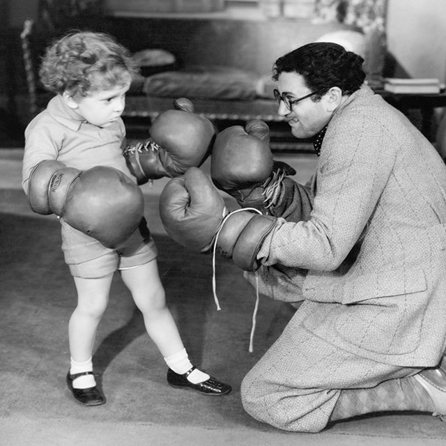 Почему нет ничего хуже пассивной агрессии и за что ненавидят семейные фотосессии