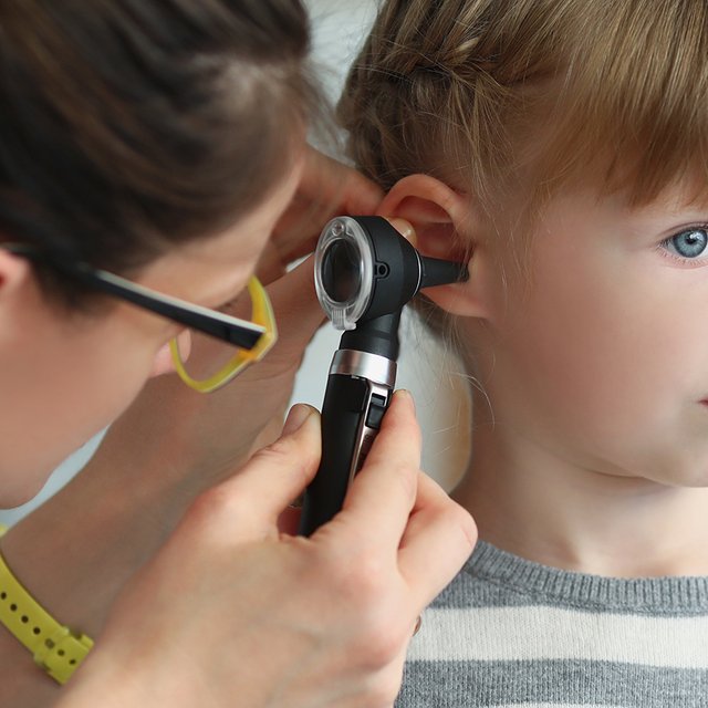 Чем отоларинголог отличается от оториноларинголога и почему они оба — лоры