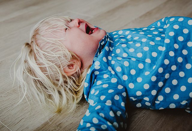 Как угомонить ребёнка?