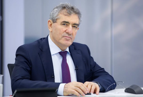 Обложка Собянин освободил от должности главу департамента образования Москвы Исаака Калину. На его место уже назначен новый руководитель