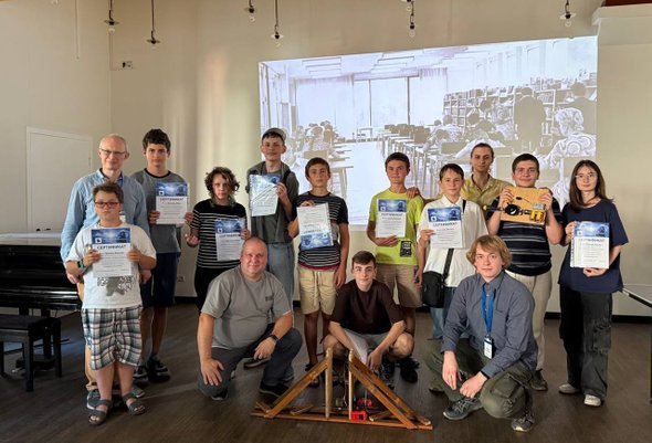 Ученики, конференция, физика