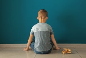 Обложка Вы готовы к ежедневной борьбе? Где должен учиться ребенок с РАС