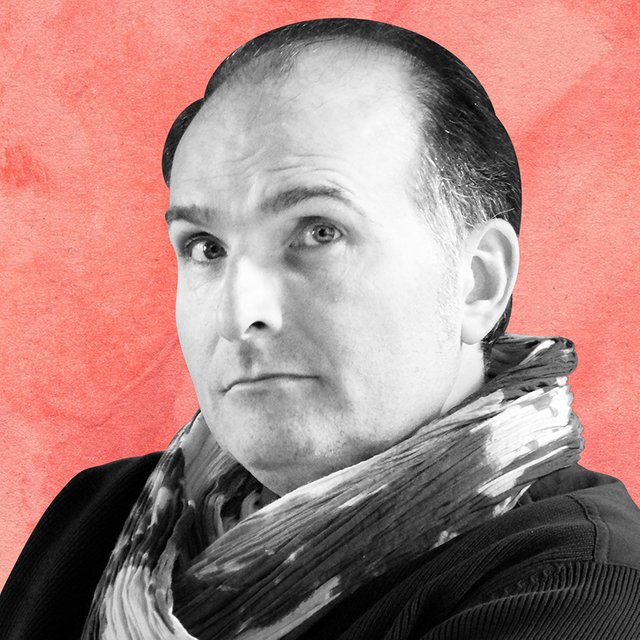 «Меня восхищают Достоевский и Гоголь, а из современных авторов я знаю только Глуховского»