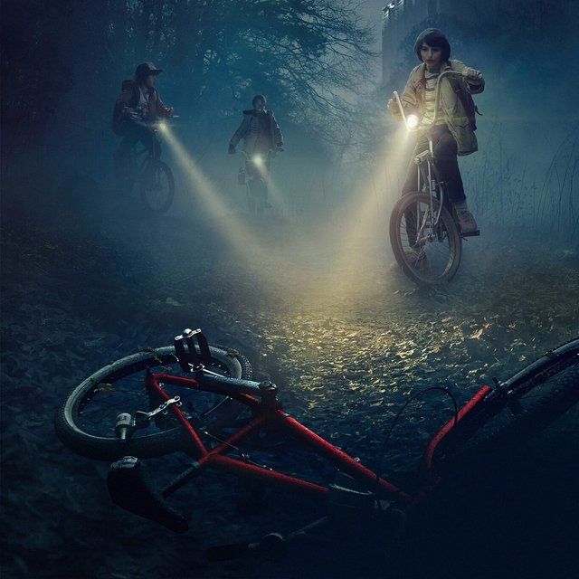 За что все так любят сериал «Очень странные дела» и стоит ли начинать смотреть его сейчас