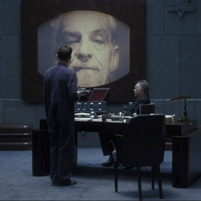 Роман-предупреждение: как читать «1984» Оруэлла и подходит ли этот текст для школьников