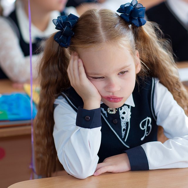 «Современные родители — бульдозеры, которые расчищают ребёнку путь». Почему детям бывает трудно в первом классе