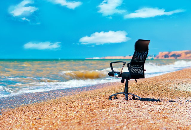 Можно ли присоединить отгулы за переработку к отпуску?