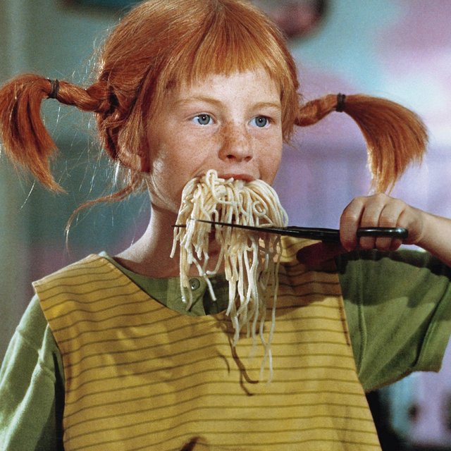 Дочь в 8 лет почти ничего не ест: что делать?