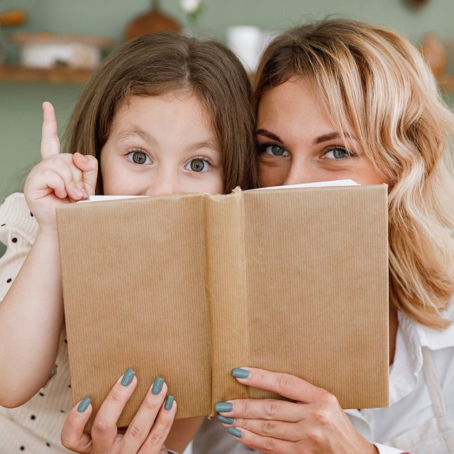 6 способов сочинить сказку, которая избавит ребёнка от тревог и переживаний