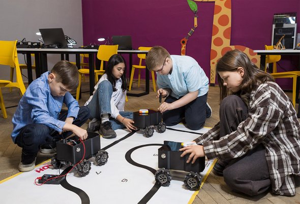 Как превратить увлечение ребенка робототехникой в будущую профессию