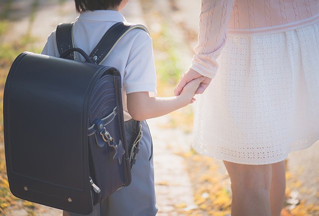 Что делать, если я не хочу общаться с другими родителями в школе?