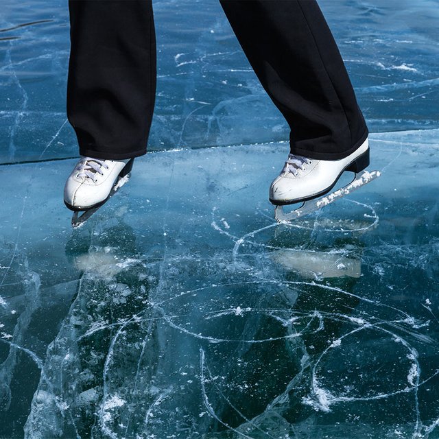 Я бросила спорт и набрала лишний вес в 17 лет. Родители говорят, что я толстая. Что делать?