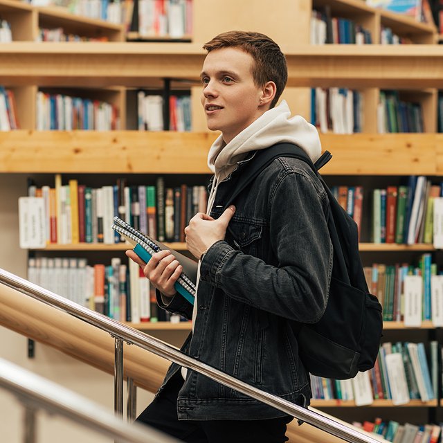 Дни открытых дверей и другие события для абитуриентов в апреле: география — вся Россия