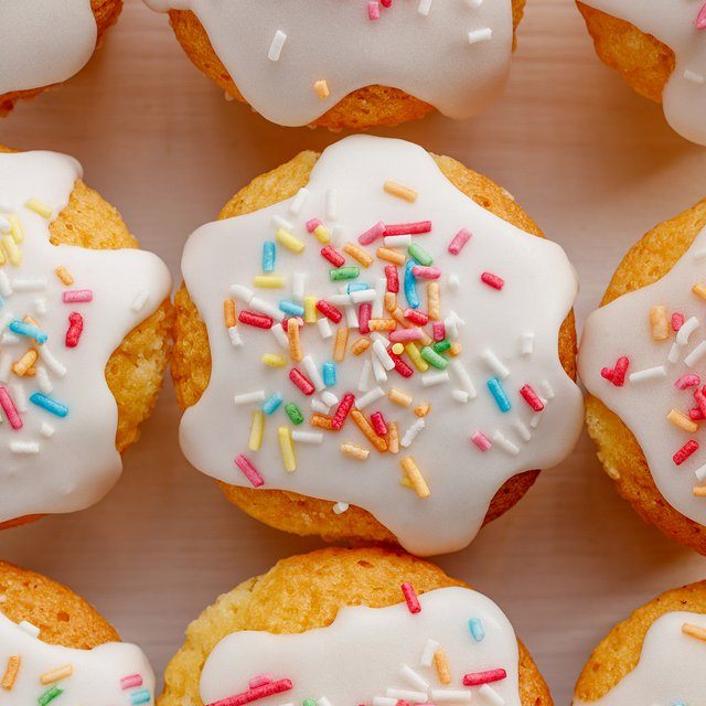 Пасхальный кулич в чашке: 10 минут — и готово