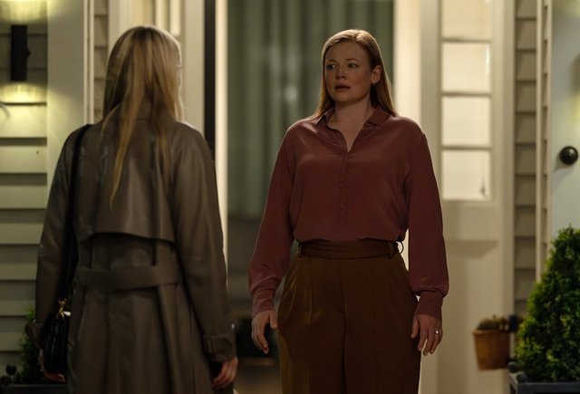 5 крутых мини-сериалов про скелеты в шкафу