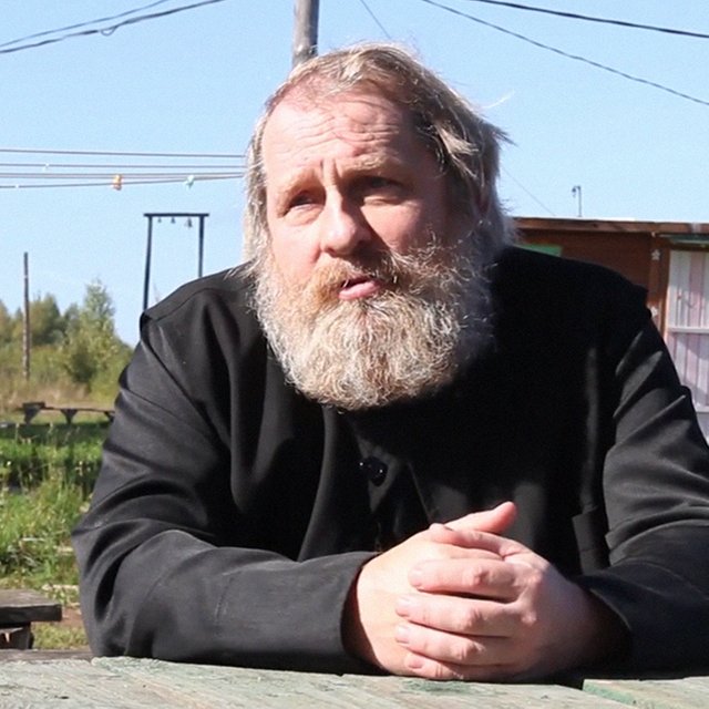 «В ПНИ домашние дети больше года не живут»: как сельский священник придумал новую жизнь для особенных людей