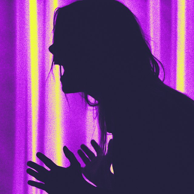 Я на грани развода, из-за этого часто кричу на ребенка: что можно сделать?