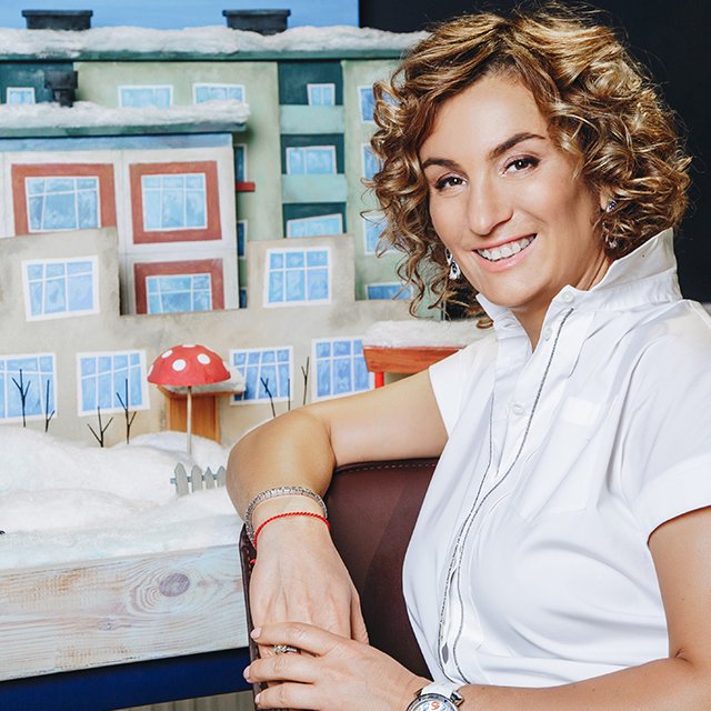 «Неважно, отличники мои дети или нет». Правила воспитания главы «Союзмультфильма» Юлианы Слащёвой