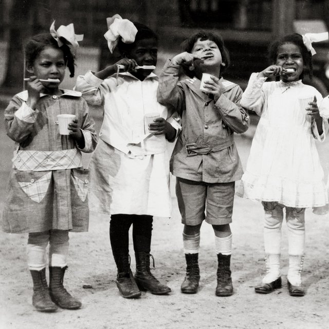 Стрелять, чтобы защитить учениц: история Миртиллы Майнер — создательницы «Школы для цветных девочек»