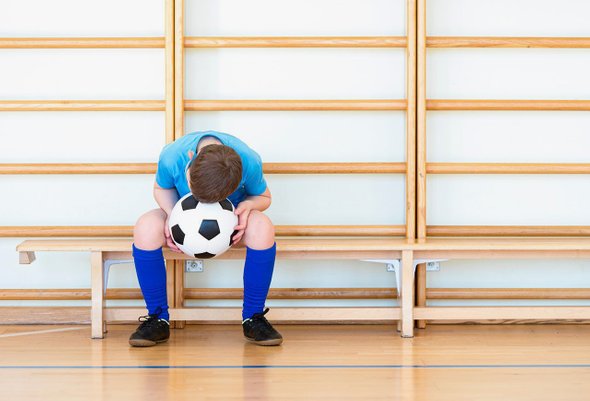 «Ваш подросток постоянно не в духе? Возможно, у него дефицит витамина D». Неочевидные причины выгорания школьников